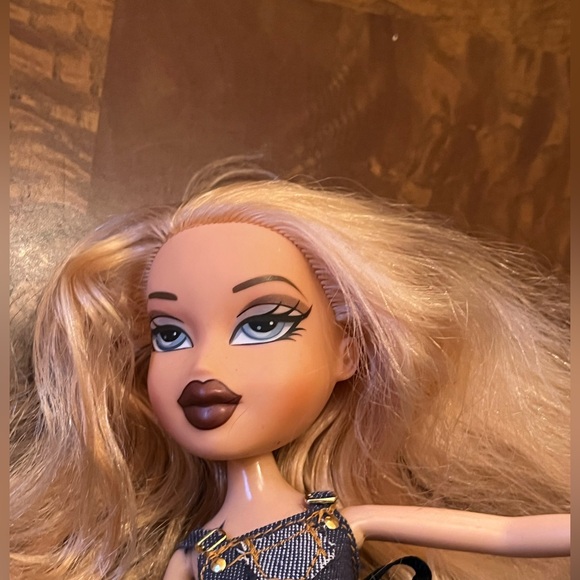BRATZ CLEO 2001 Vintage restyled' - Picture 7 of 9